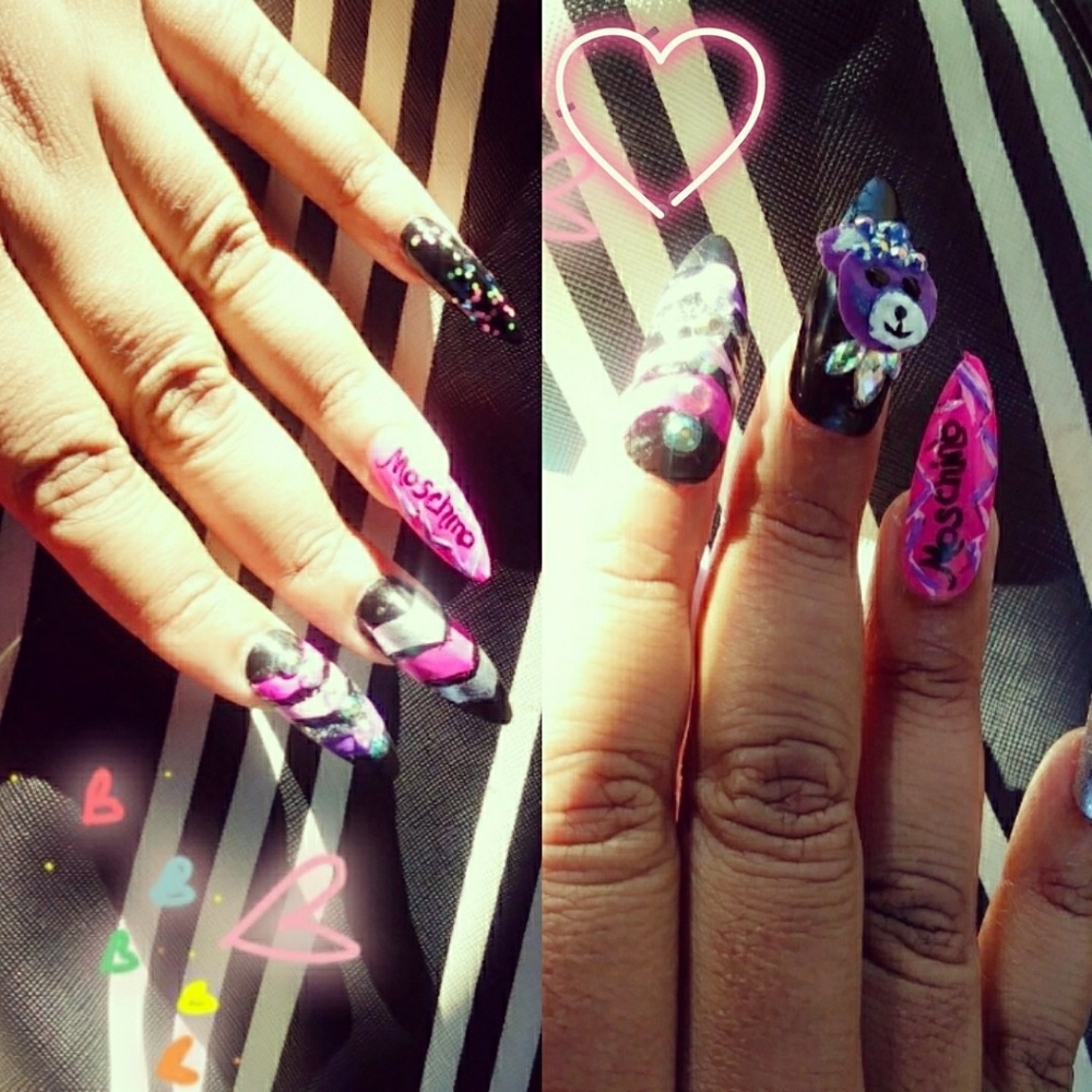 Fake Nails - Picture 4 of 4